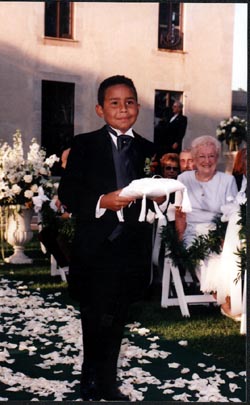 Ring.jpg (34708 bytes)
